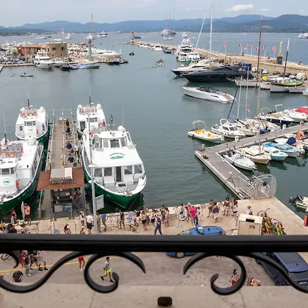 Daire Superb 3 Bedroom On The Port By Interhome *