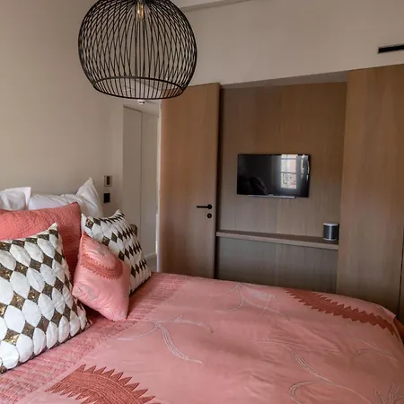 Apartament Superb 3 Bedroom On The Port By Interhome